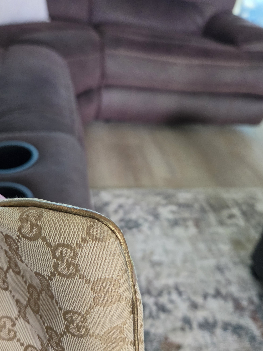 Gucci Beige GG Canvas Crossbody Bag - Picture 7 of 9